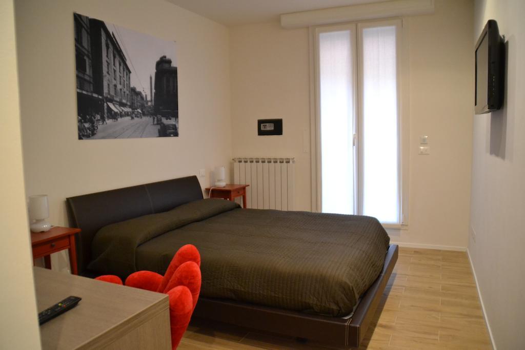 B&B Dell'Orso - Affittacamere - Guest House بولونيا الغرفة الصورة